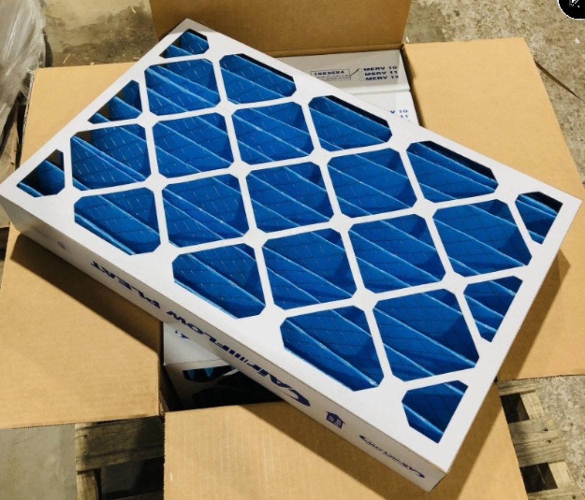 APC AFP2000-16254.jpg